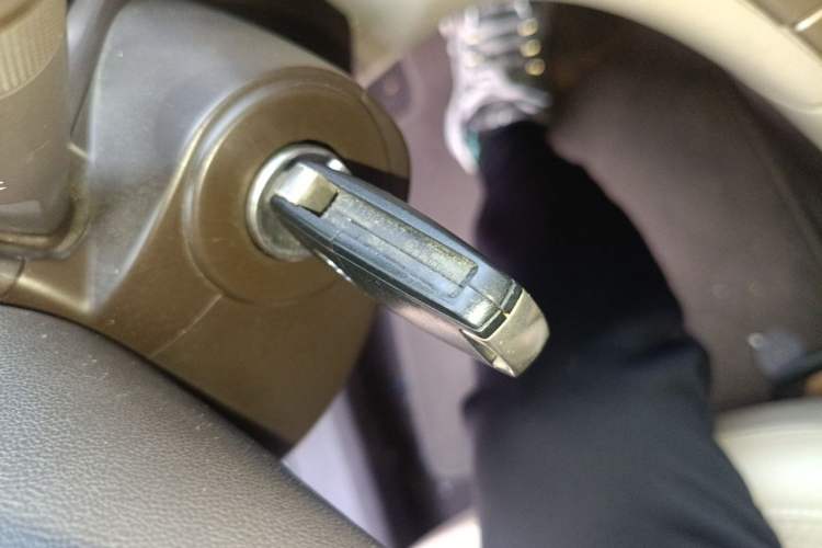 Used Buick Regal 2012 2.0L Comfort Edition Vehicle Key