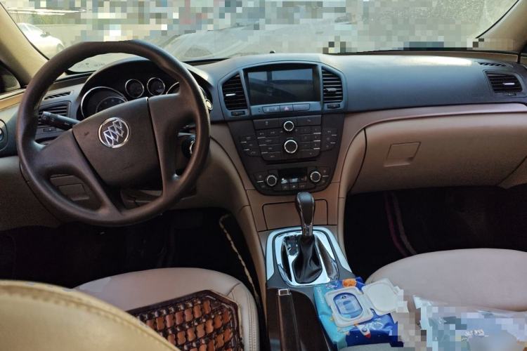Used Buick Regal 2012 2.0L Comfort Edition Center Console