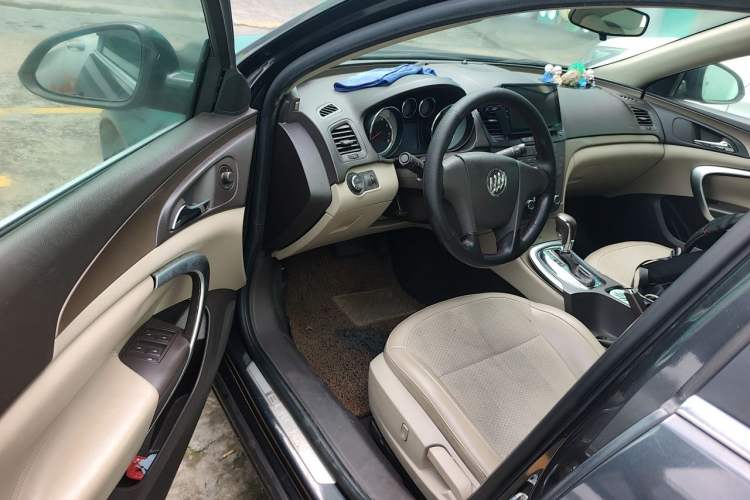 Used Buick Regal 2012 2.0L Comfort Edition Driver Seat