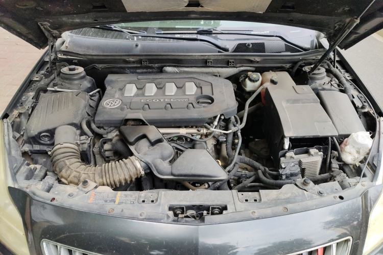 Used Buick Regal 2012 2.0L Luxury Edition Engine Bay
