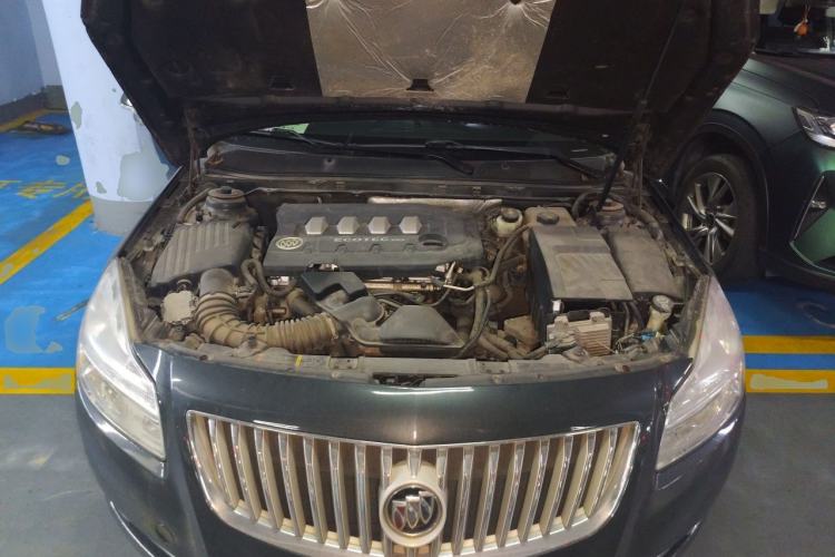 Used Buick Regal 2012 2.0L Comfort Edition Engine Bay