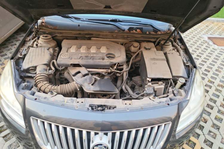 Used Buick Regal 2012 2.0L Comfort Edition Engine Bay