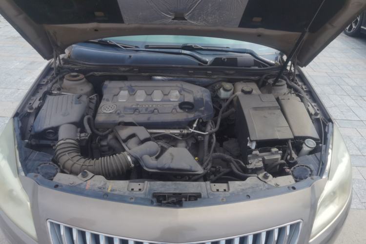 Used Buick Regal 2012 2.0L Comfort Edition Engine Bay