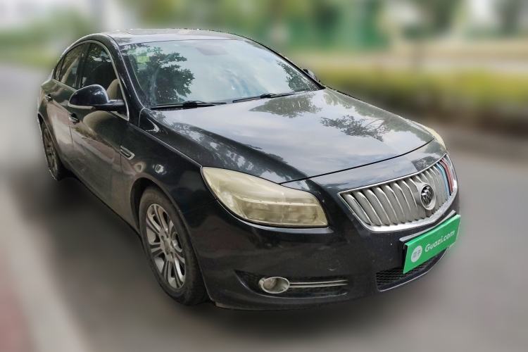 Used Buick Regal 2012 2.0L Luxury Edition Front Right 45 Deg