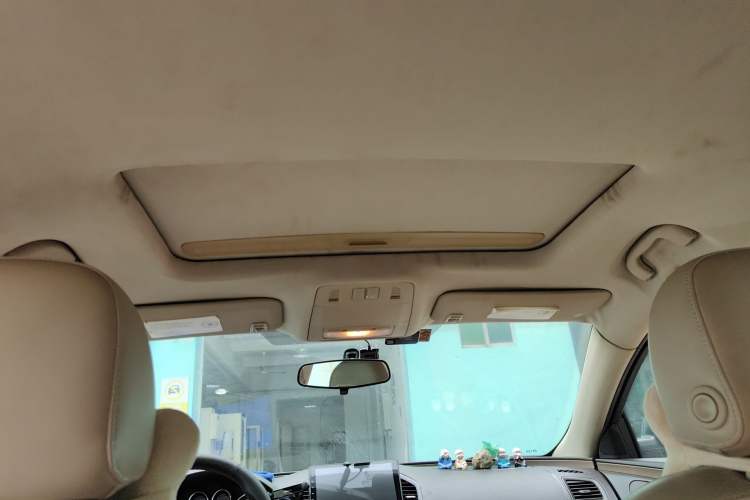 Used Buick Regal 2012 2.0L Comfort Edition Headliner