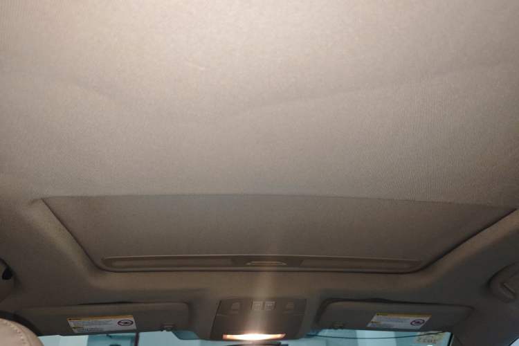 Used Buick Regal 2012 2.0L Comfort Edition Headliner