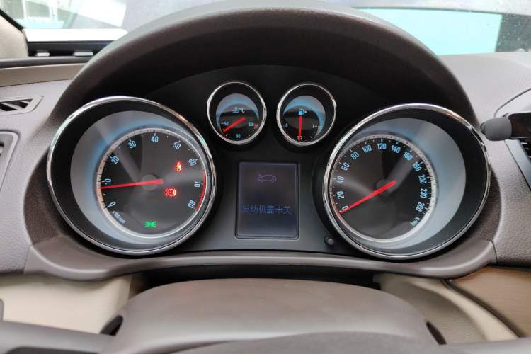 Used Buick Regal 2012 2.0L Comfort Edition Instrument Cluster