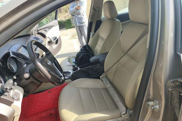 Used Buick Regal 2012 2.0L Comfort Edition Left Front Seat