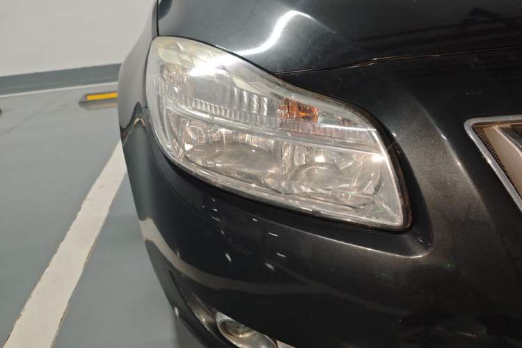 Used Buick Regal 2012 2.0L Comfort Edition Right Front Headlight