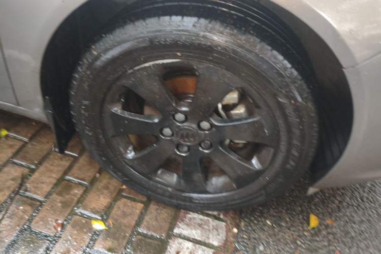 Used Buick Regal 2012 2.0L Comfort Edition Right Front Wheel Hub