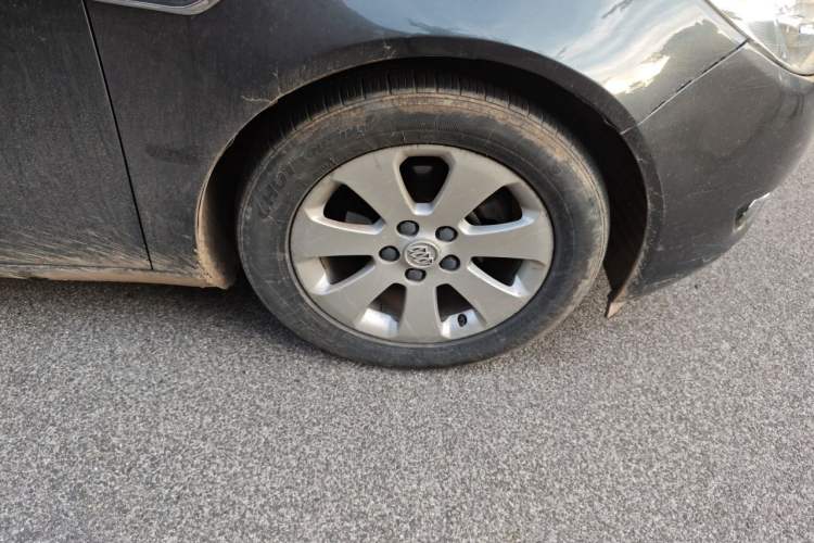 Used Buick Regal 2012 2.0L Comfort Edition Right Front Wheel Hub