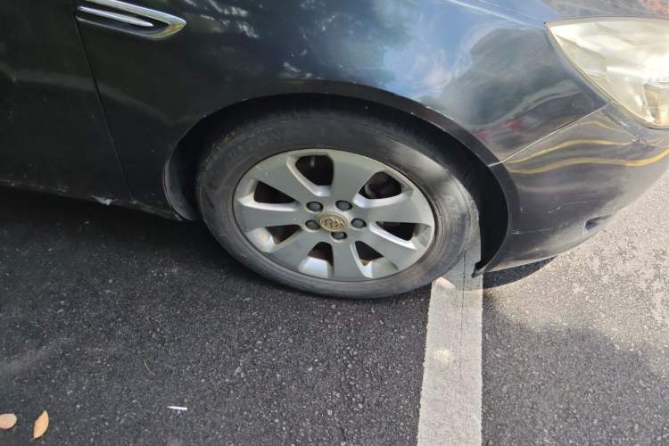 Used Buick Regal 2012 2.0L Comfort Edition Right Front Wheel Hub