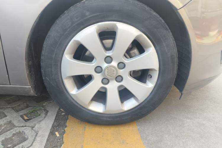Used Buick Regal 2012 2.0L Comfort Edition Right Front Wheel Hub