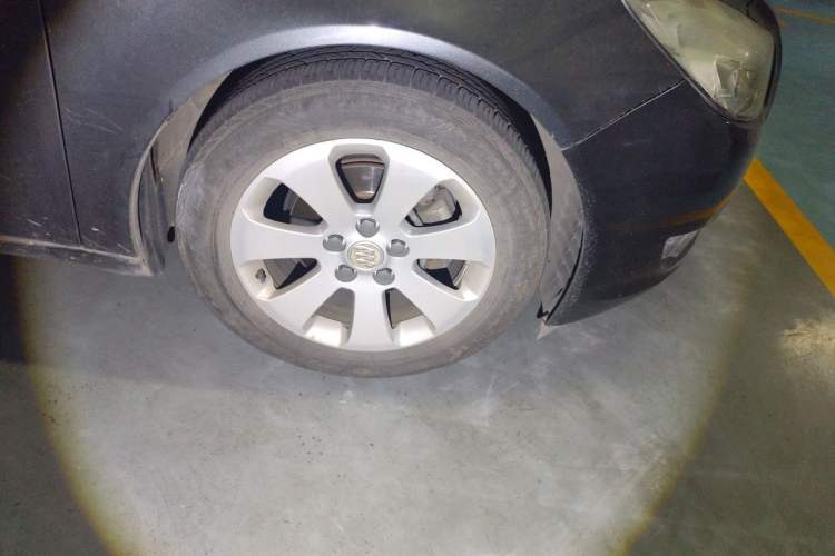 Used Buick Regal 2012 2.0L Comfort Edition Right Front Wheel Hub