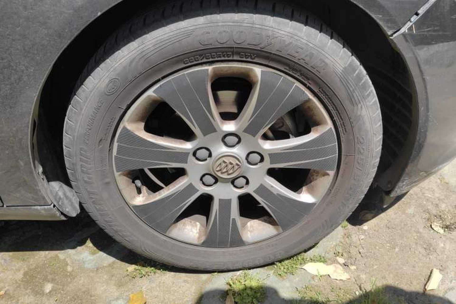 Used Buick Regal 2012 2.0L Comfort Edition Right Front Wheel Hub