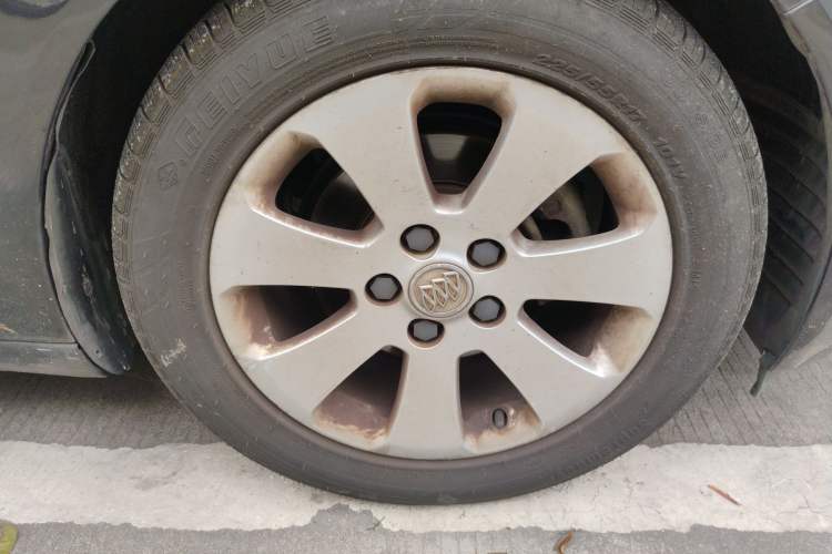 Used Buick Regal 2012 2.0L Comfort Edition Right Front Wheel Hub