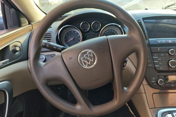 Used Buick Regal 2012 2.0L Comfort Edition Steering Wheel