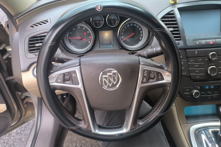 Used Buick Regal 2012 2.0L Luxury Edition Steering Wheel