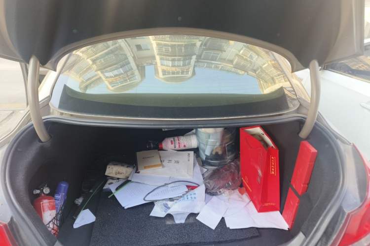 Used Buick Regal 2012 2.0L Comfort Edition Trunk