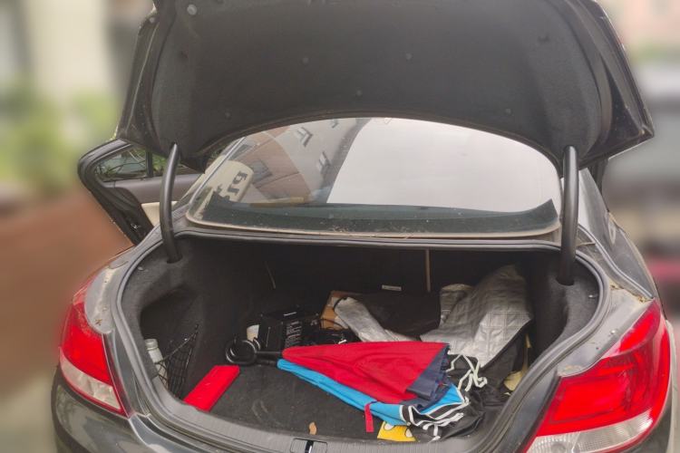 Used Buick Regal 2012 2.0L Comfort Edition Trunk