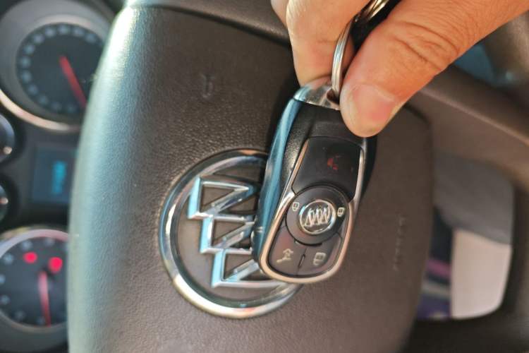 Used Buick Regal 2012 2.0L Comfort Edition Vehicle Key