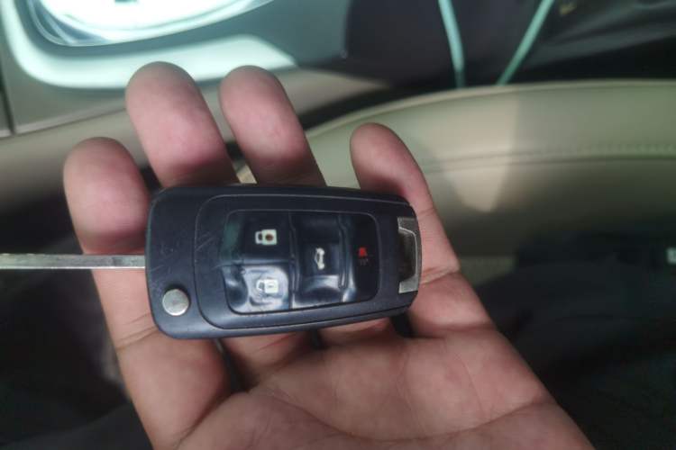 Used Buick Regal 2012 2.0L Comfort Edition Vehicle Key
