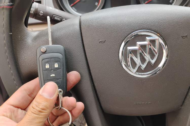 Used Buick Regal 2012 2.0L Comfort Edition Vehicle Key