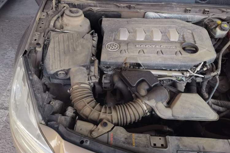 Used Buick Regal 2012 2.0L Luxury Edition Engine Bay Right