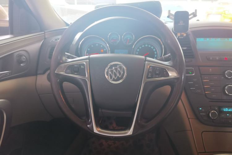 Used Buick Regal 2012 2.0L Luxury Edition Steering Wheel