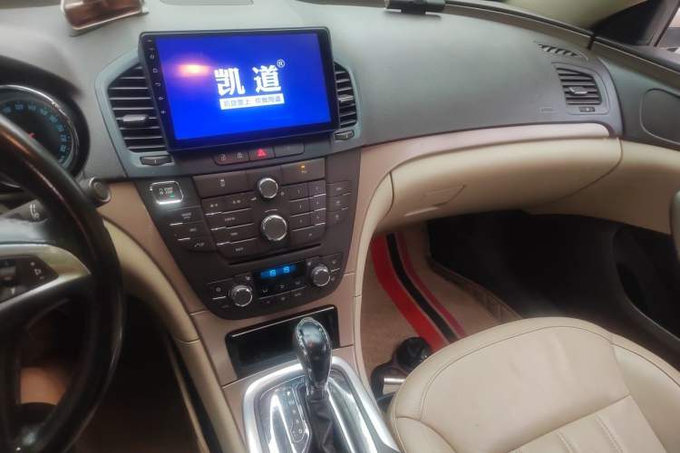 Used Buick Regal 2012 2.0L Luxury Edition Audio And AC Panel