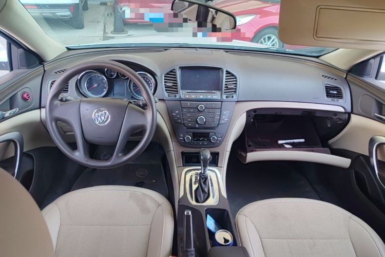 Used Buick Regal 2012 2.0L Comfort Edition Center Console