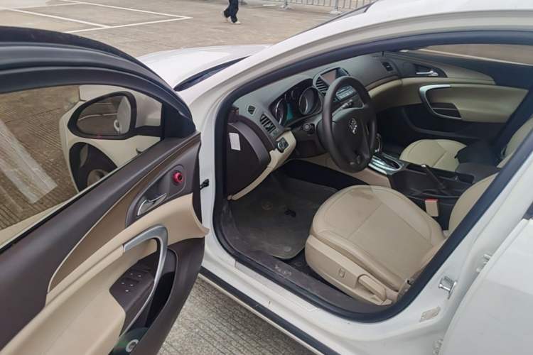 Used Buick Regal 2012 2.0L Comfort Edition Driver Seat