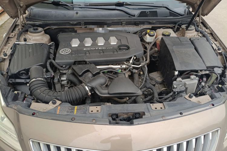 Used Buick Regal 2012 2.0L Comfort Edition Engine Bay