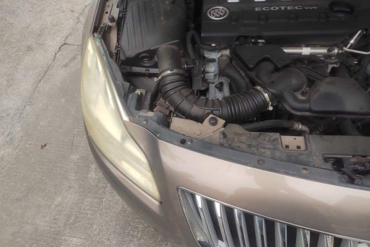 Used Buick Regal 2012 2.0L Luxury Edition Engine Bay Right