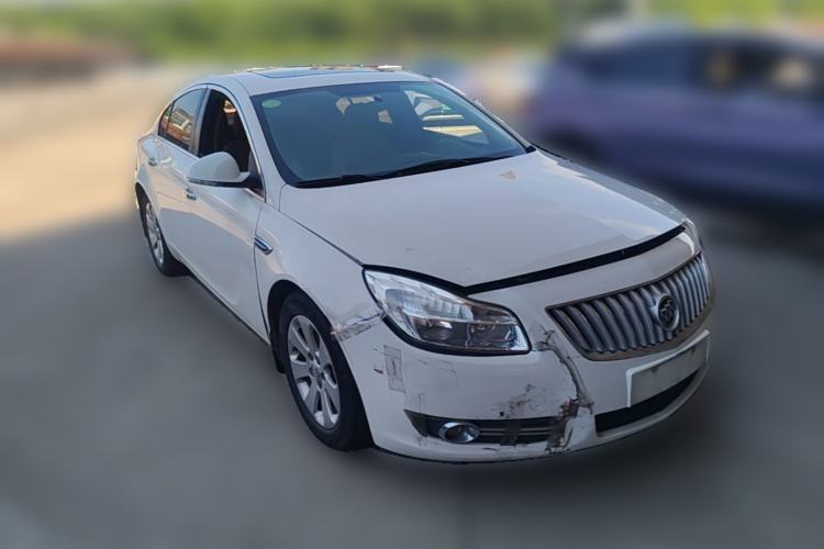 Used Buick Regal 2012 2.0L Comfort Edition Front Right 45 Deg