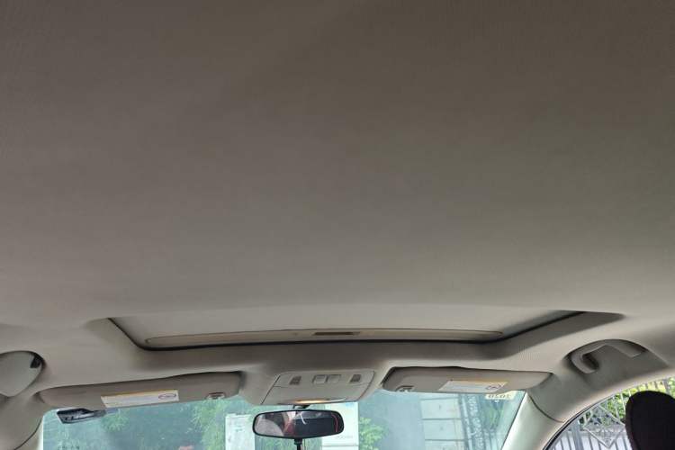Used Buick Regal 2012 2.0L Comfort Edition Headliner