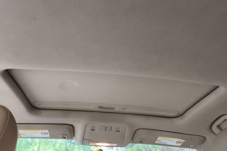Used Buick Regal 2012 2.0L Comfort Edition Headliner