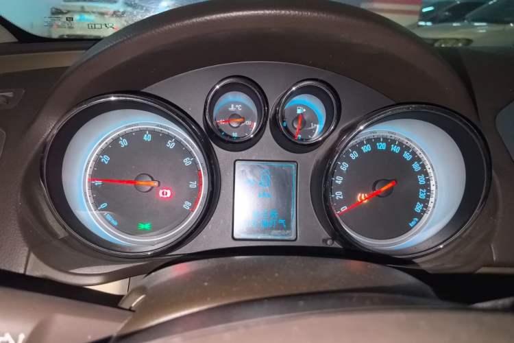 Used Buick Regal 2012 2.0L Luxury Edition Instrument Cluster