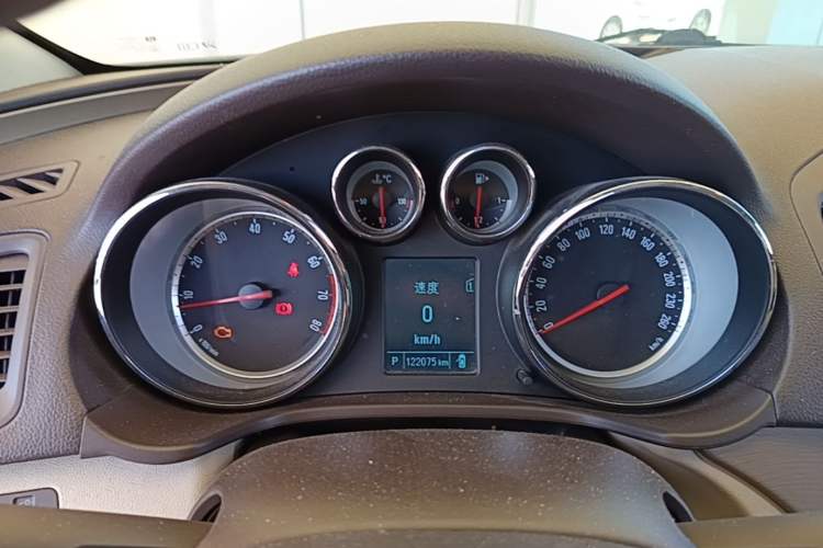 Used Buick Regal 2012 2.0L Comfort Edition Instrument Cluster