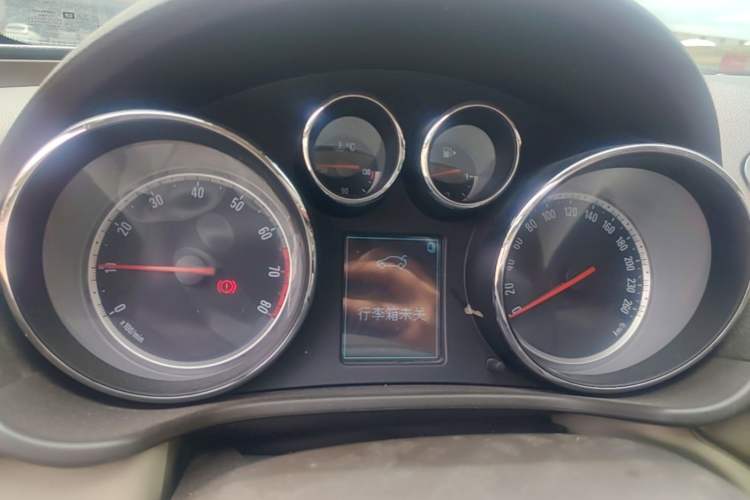 Used Buick Regal 2012 2.0L Comfort Edition Instrument Cluster