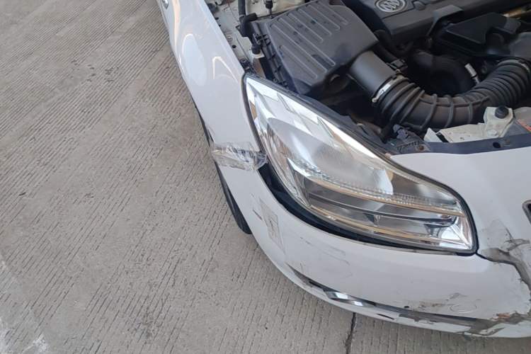 Used Buick Regal 2012 2.0L Comfort Edition Right Front Headlight
