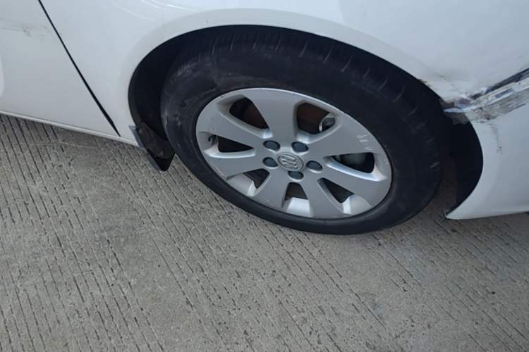 Used Buick Regal 2012 2.0L Comfort Edition Right Front Wheel Hub