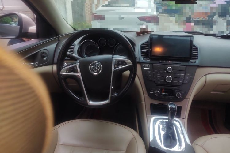 Used Buick Regal 2012 2.0L Luxury Edition Steering Wheel