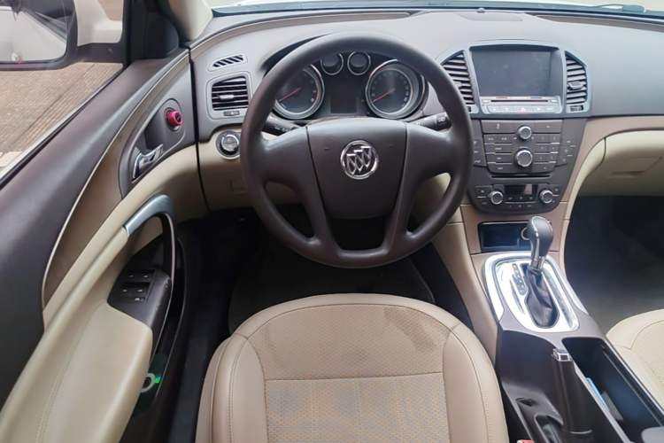 Used Buick Regal 2012 2.0L Comfort Edition Steering Wheel