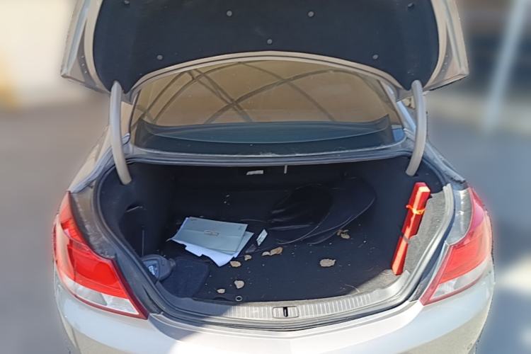 Used Buick Regal 2012 2.0L Comfort Edition Trunk