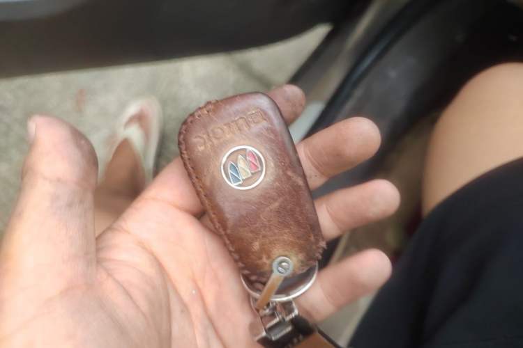 Used Buick Regal 2012 2.0L Luxury Edition Vehicle Key