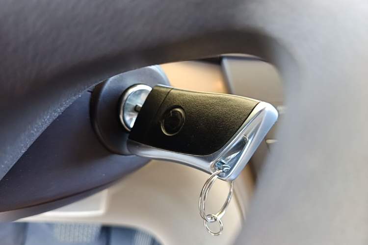 Used Buick Regal 2012 2.0L Comfort Edition Vehicle Key