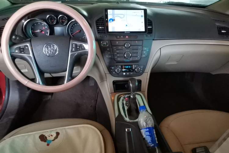 Used Buick Regal 2012 2.0L Luxury Edition Center Console