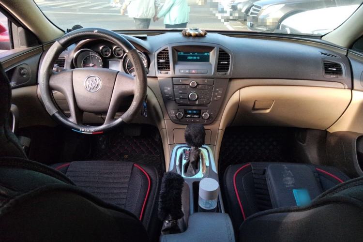 Used Buick Regal 2012 2.0L Comfort Edition Center Console