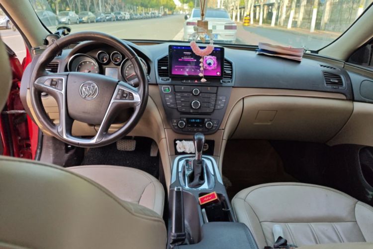 Used Buick Regal 2012 2.0L Luxury Edition Center Console